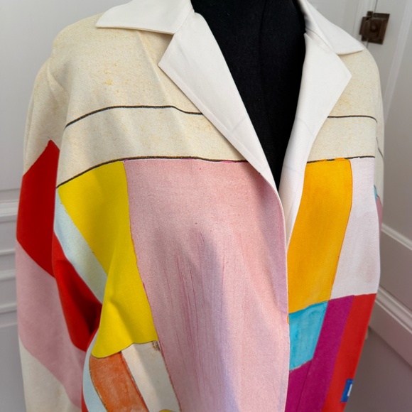 Akris - Picture 3 of 5